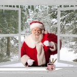 wit venster kerstman en roodborstje